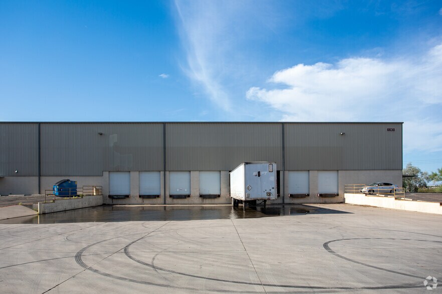 More Photos Of 6630 S Memorial Pl, Tucson Warehouse For Lease