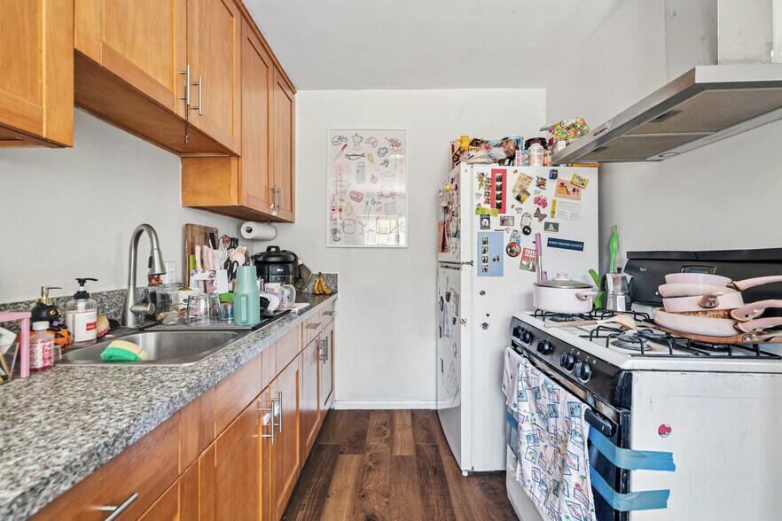 More Photos Of 716 Echandia St, Los Angeles Apartments For Sale