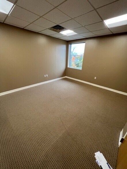 More Photos Of 112 Spencer St, Manchester Medical For Lease