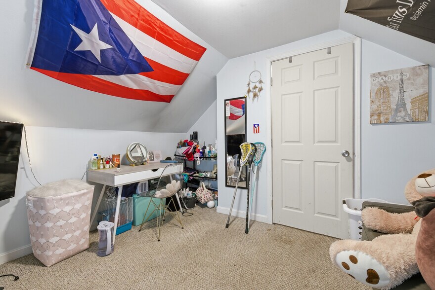 More Photos Of 158 Court St, Laconia Apartments For Sale