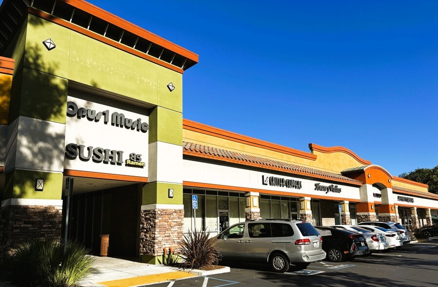 More Photos Of 1350 Grant Rd, Mountain View Unknown For Lease