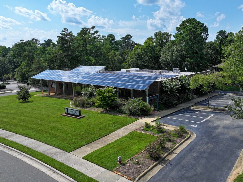 More Photos Of 605 Eastowne Dr, Chapel Hill Office For Sale