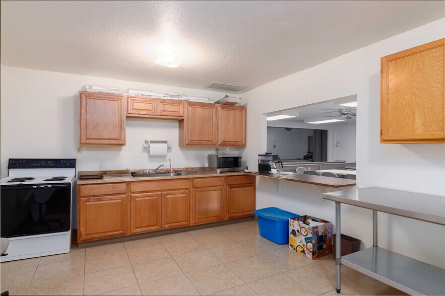 More Photos Of 61 N Hibbert, Mesa Freestanding For Sale