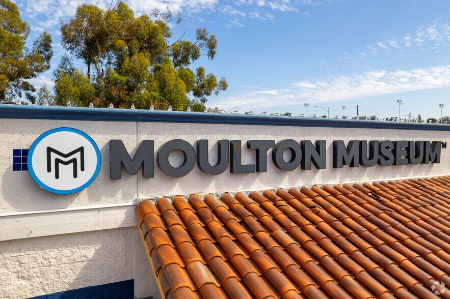 More Photos Of 25202-25272 Cabot Rd, Laguna Hills Storefront For Lease