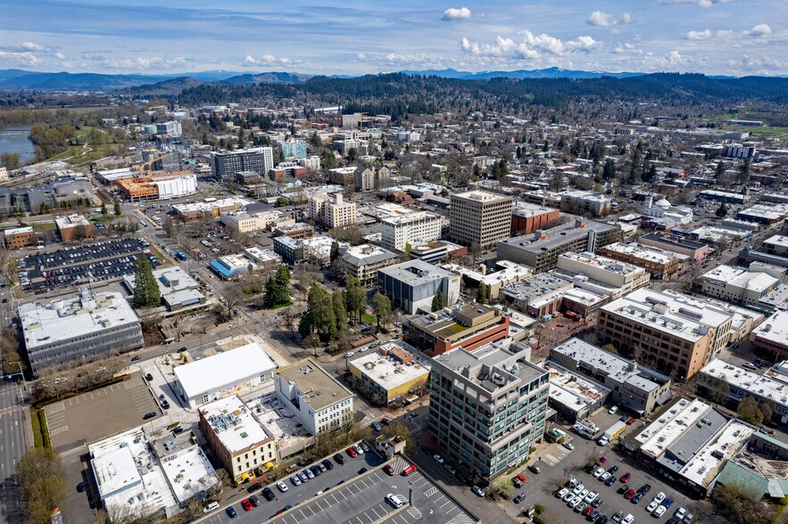 More Photos Of 811 Willamette St, Eugene Office For Lease