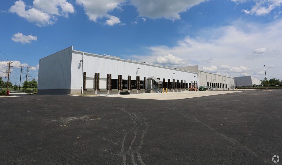 Primary Photo Of 1001 Hampton Park Blvd, Capitol Heights Warehouse For Lease