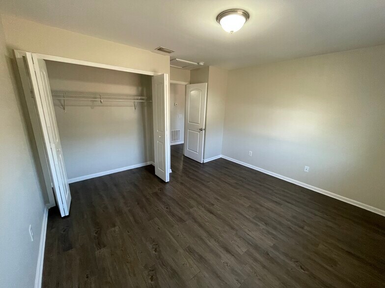 More Photos Of 5820 Hickory St, Panama City Apartments For Sale
