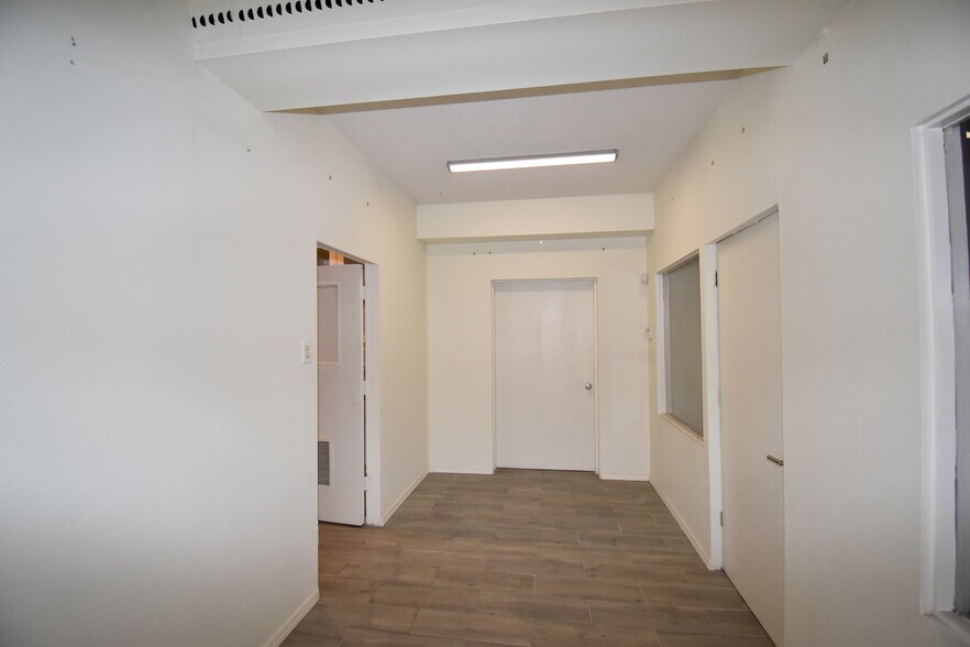 More Photos Of 1804 Texas Ave, El Paso Freestanding For Lease
