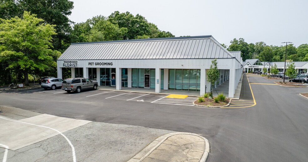 More Photos Of Hwy 55 @ Hwy. 55 & Sedwick Rd., Durham Storefront For Lease
