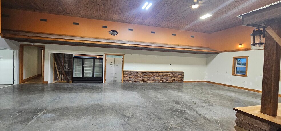 More Photos Of 100 W Pleasant, Cincinnati General Retail For Sale