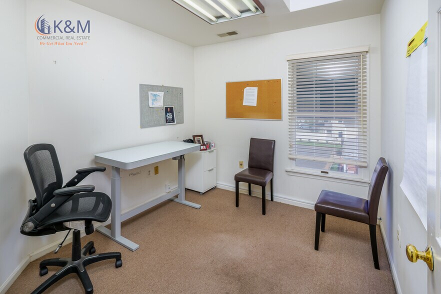 More Photos Of 10520 Warwick Ave, Fairfax Medical For Sale