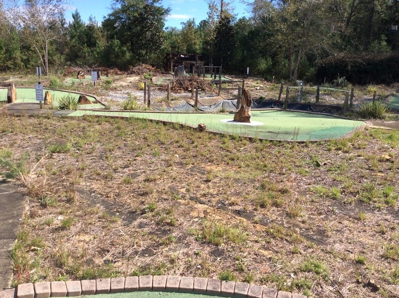 More Photos Of 2639 S Forest Ave, Luverne Amusement Park For Sale