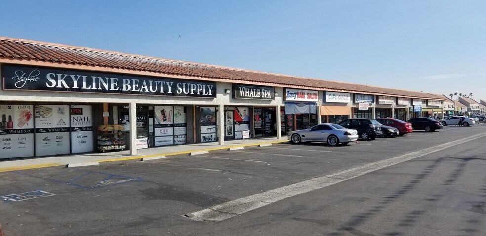 More Photos Of 14282 Brookhurst St, Garden Grove Unknown For Lease