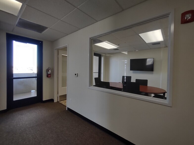 More Photos Of 12021 Jacaranda Ave, Hesperia Medical For Lease