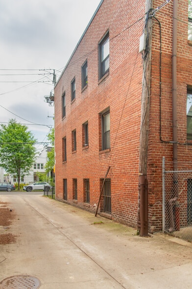 More Photos Of 5400 7th St NW, Washington Apartments For Sale