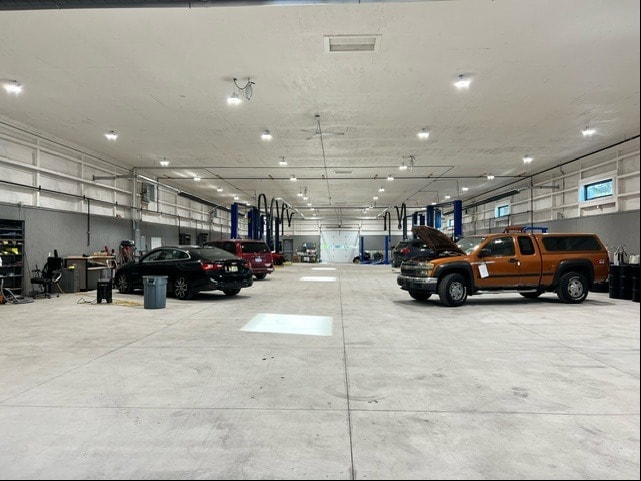 More Photos Of 3420 S Lapeer Rd, Metamora Auto Repair For Sale