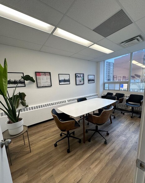 More Photos Of 185 Somerset St W, Ottawa Office For Lease