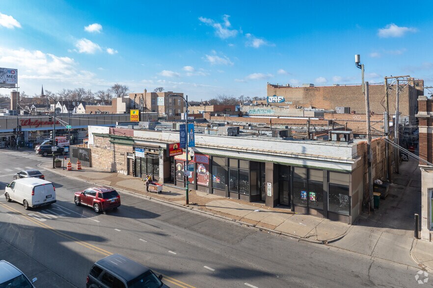 More Photos Of 4004 W 26th St, Chicago Storefront For Lease