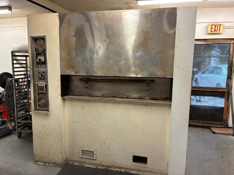 More Photos Of 857 Clinton Ave S, Rochester General Retail For Sale
