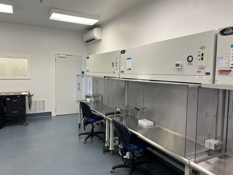 More Photos Of 393 Soundview Rd, Guilford Warehouse For Sale