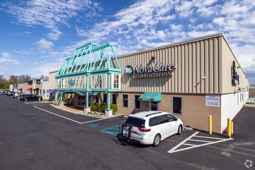 Primary Photo Of 9815 Roosevelt Blvd, Philadelphia Medical For Lease