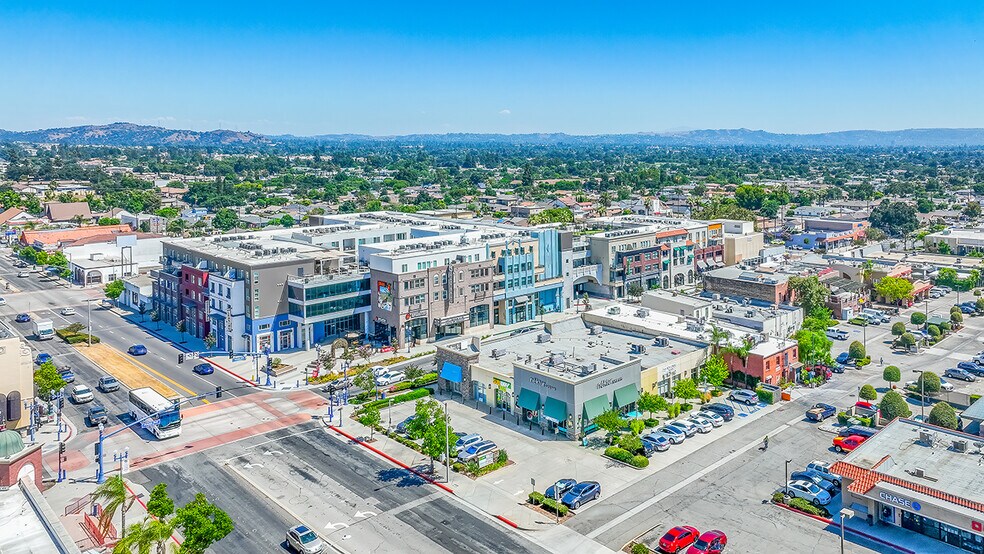More Photos Of 100-136 W Foothill Blvd, Azusa Storefront For Sale