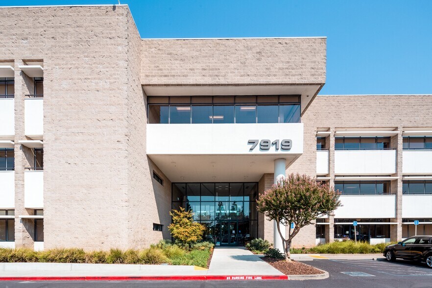 Primary Photo Of 7919 Folsom Blvd, Sacramento Office For Lease
