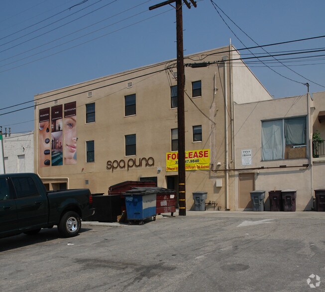 More Photos Of 2268-2270 Honolulu Ave, Montrose General Retail For Sale