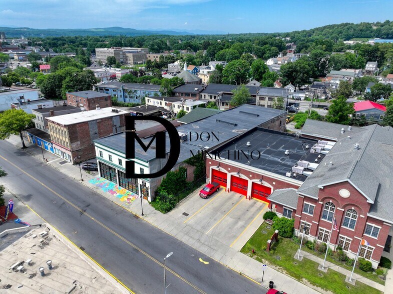 More Photos Of 489 Main St, Poughkeepsie General Retail For Lease