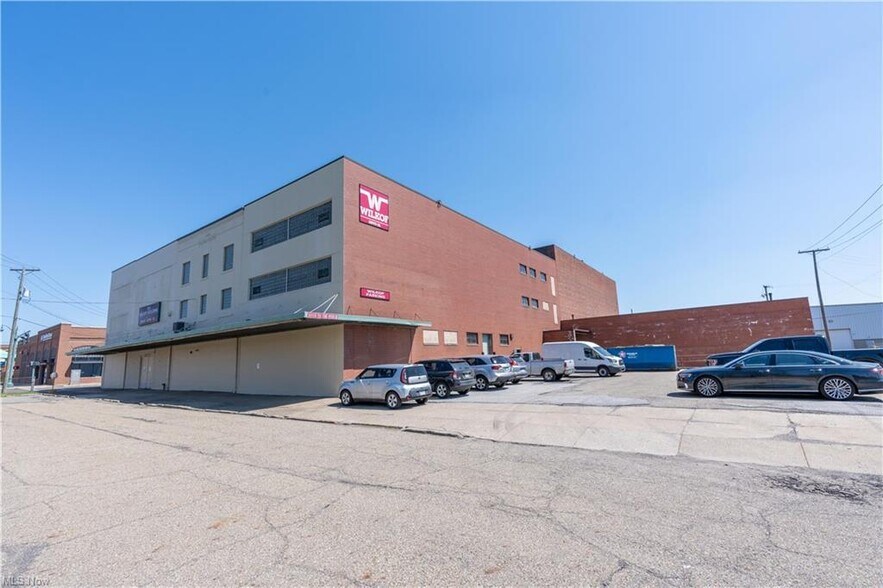 More Photos Of 314 Cherry Ave SE, Canton Warehouse For Sale