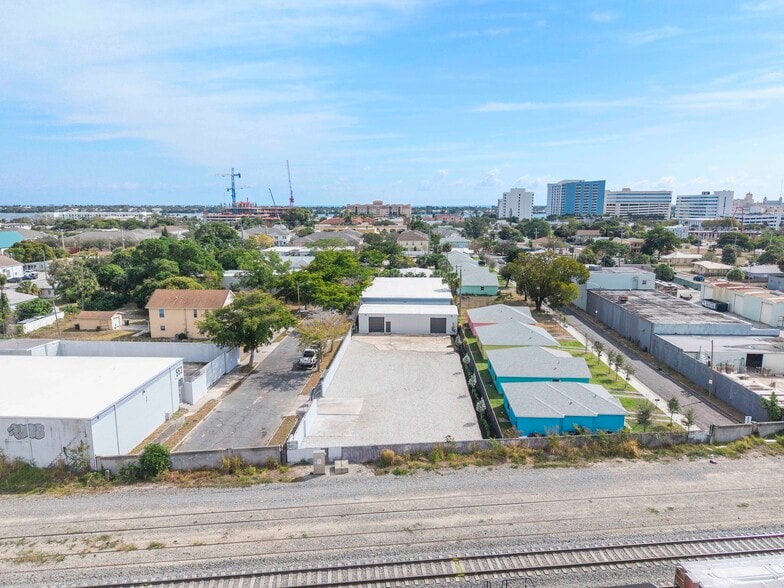 Primary Photo Of 540 17th St, West Palm Beach Warehouse For Lease