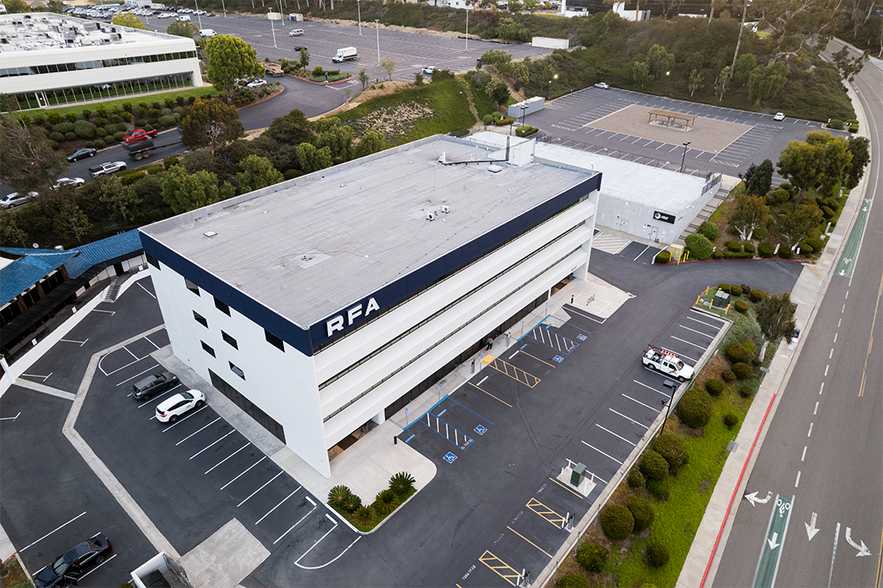 Primary Photo Of 5440 Morehouse Dr, San Diego Office For Lease