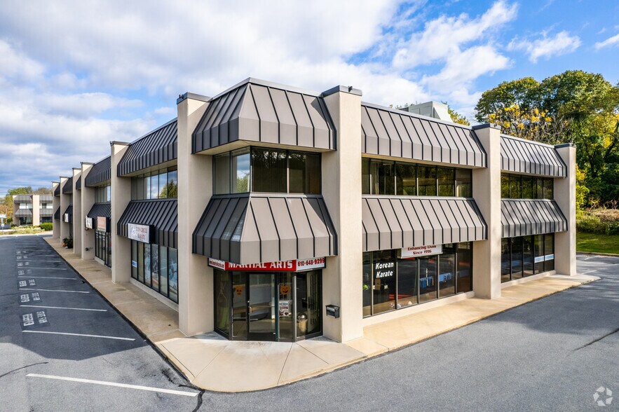 Primary Photo Of 72 Lancaster Ave, Malvern Storefront Retail Office For Lease
