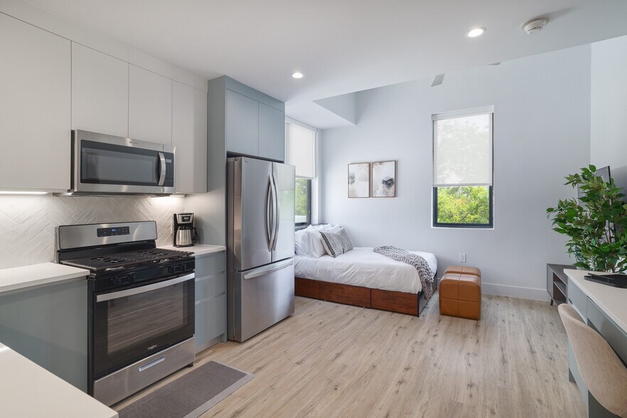 More Photos Of 5515 Humming Bird Ln, Austin Apartments For Sale