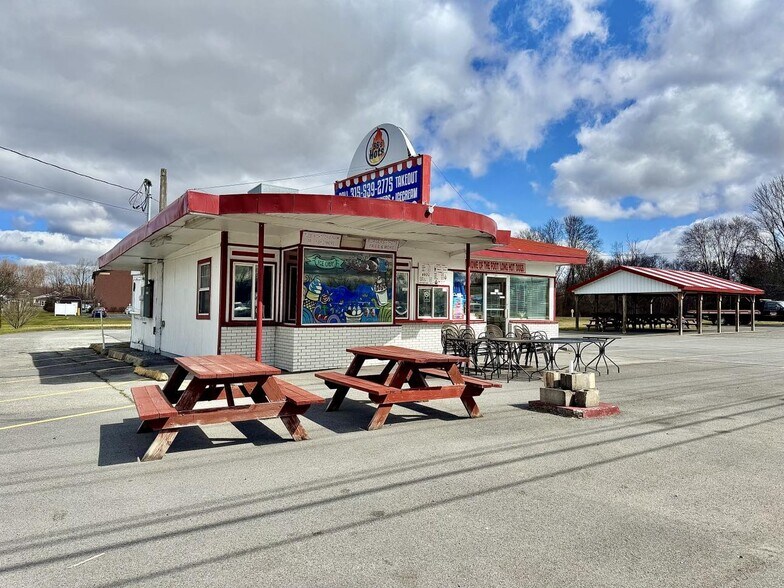 Primary Photo Of 365 E Main St, Waterloo Township General Retail For Sale