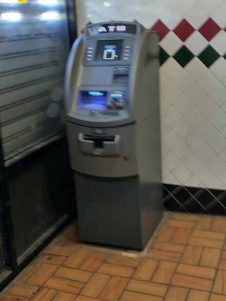 More Photos Of 6142 Lansdowne Ave, Philadelphia Restaurant For Lease