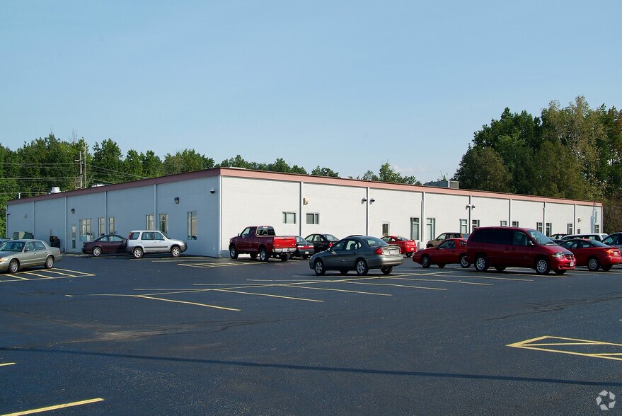 More Photos Of 1320 Taylor St, Elyria Warehouse For Lease