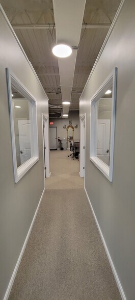 More Photos Of 202 Santa Fe Dr, Weatherford Storefront For Lease