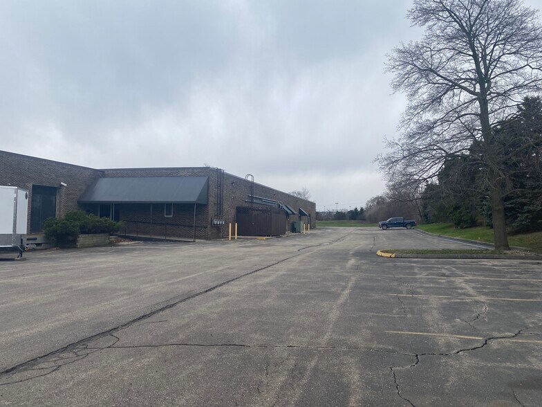 More Photos Of 3909 Research Park Dr, Ann Arbor Office For Lease