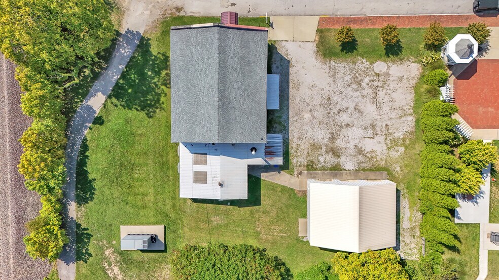 More Photos Of 30 E 3rd St, New Albany Warehouse For Sale