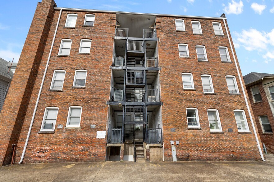 More Photos Of 625 W Princess Anne Rd, Norfolk Apartments For Sale