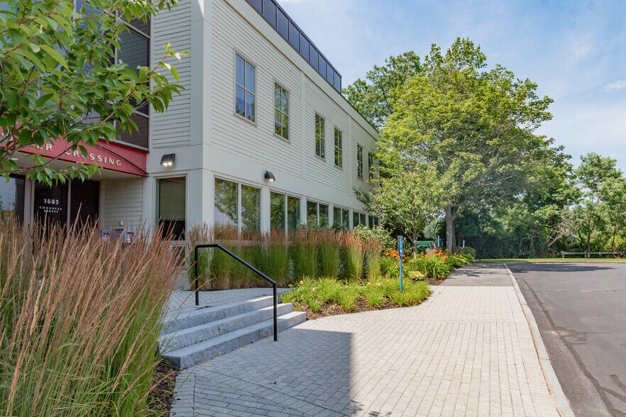 More Photos Of 1685 Congress St, Portland Office For Sale