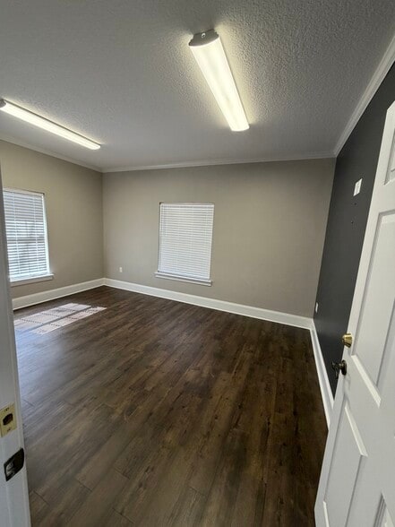 More Photos Of 9310 Old Kings Rd S, Jacksonville Office For Lease