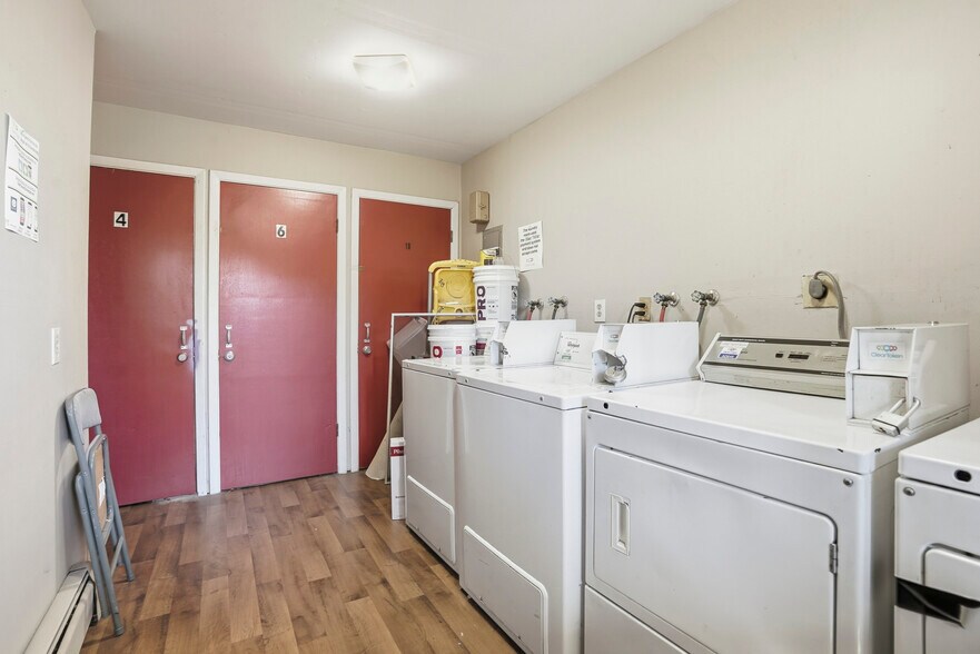 More Photos Of 10635 W 7th Ave, Lakewood Apartments For Sale