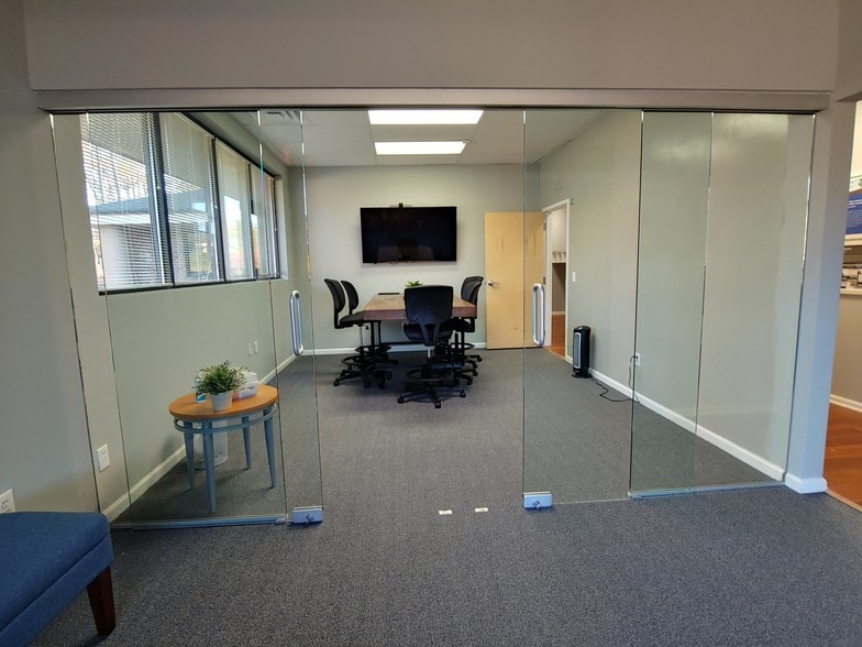 More Photos Of 4270 Piedmont Pky, Greensboro Office For Lease