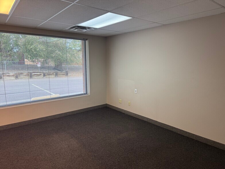 More Photos Of 1750 Manzanita Dr, Elko Office Residential For Sale