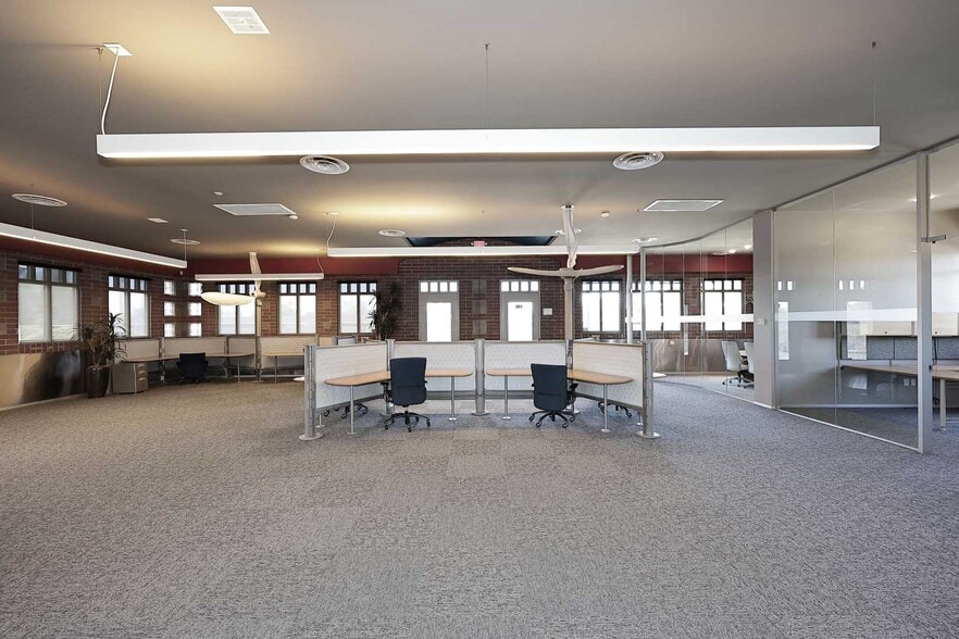 More Photos Of 2812 N Norwalk, Mesa Office For Sale