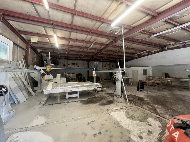 More Photos Of 137 Booth Rd SW, Marietta Light Manufacturing For Sale