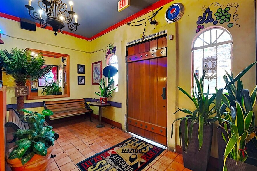 More Photos Of 6176 Atlantic Blvd, Long Beach Restaurant For Sale