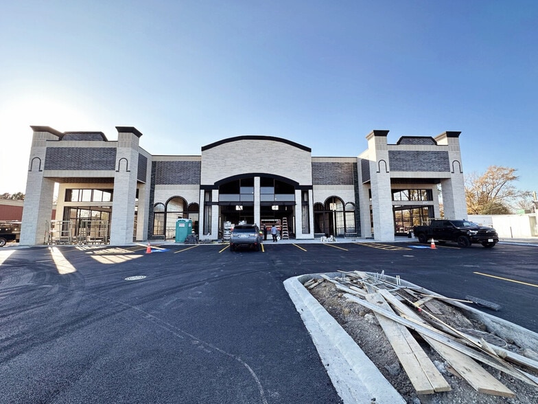More Photos Of 10354 S Harlem Ave, Palos Hills Storefront Retail Office For Lease